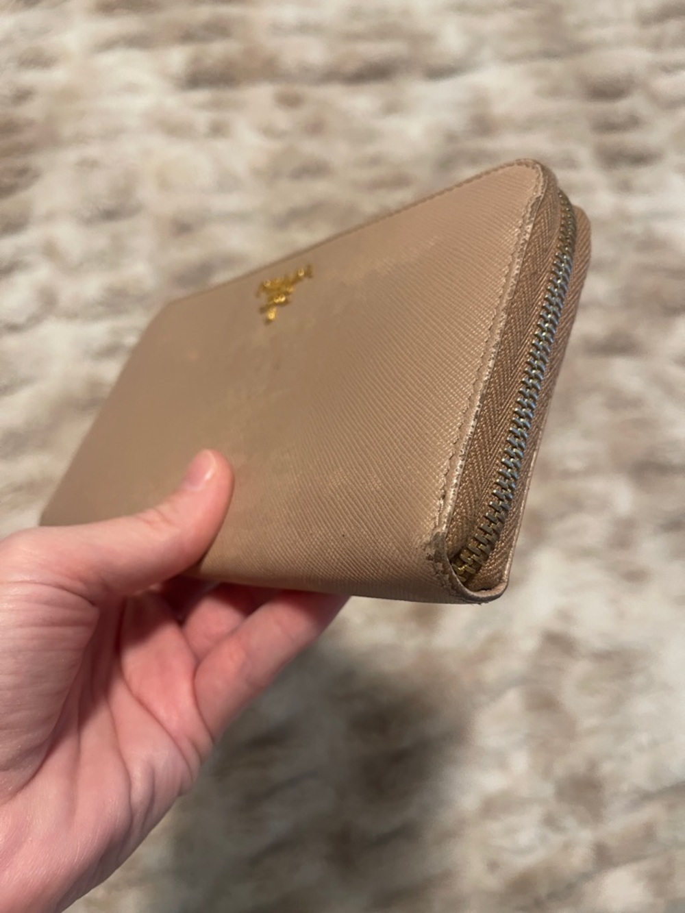 Preloved used well Prada wallet - Picture 7 of 8